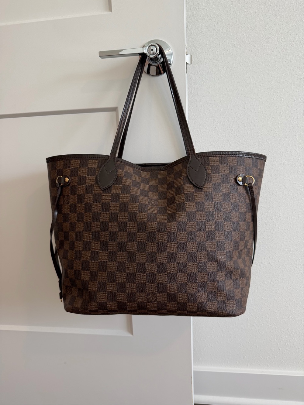 Louis Vuitton Neverfull MM Damier Ebene Brown Canvas Tote Bag Red Lining Pouch